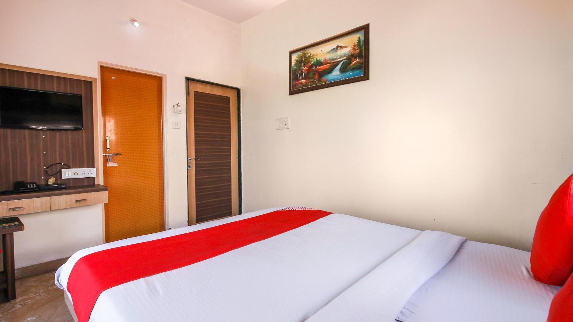 Hotel O Kandil Jogeshwari Екстериор снимка